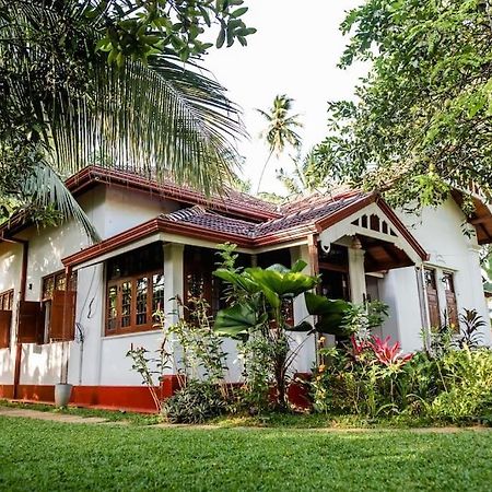 Colonial Residence Kandy Villa エクステリア 写真